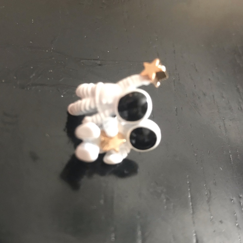 Spaceman earrings - Picture 2 of 2